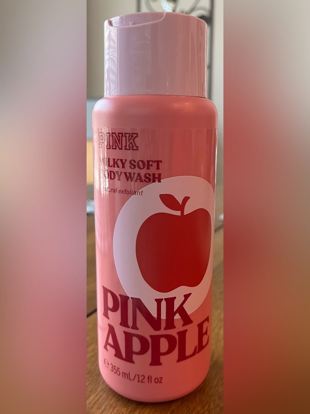 PINK Victoria's Secret Milky Soft Body Wash Pink Apple 🍎- Full Size NEW